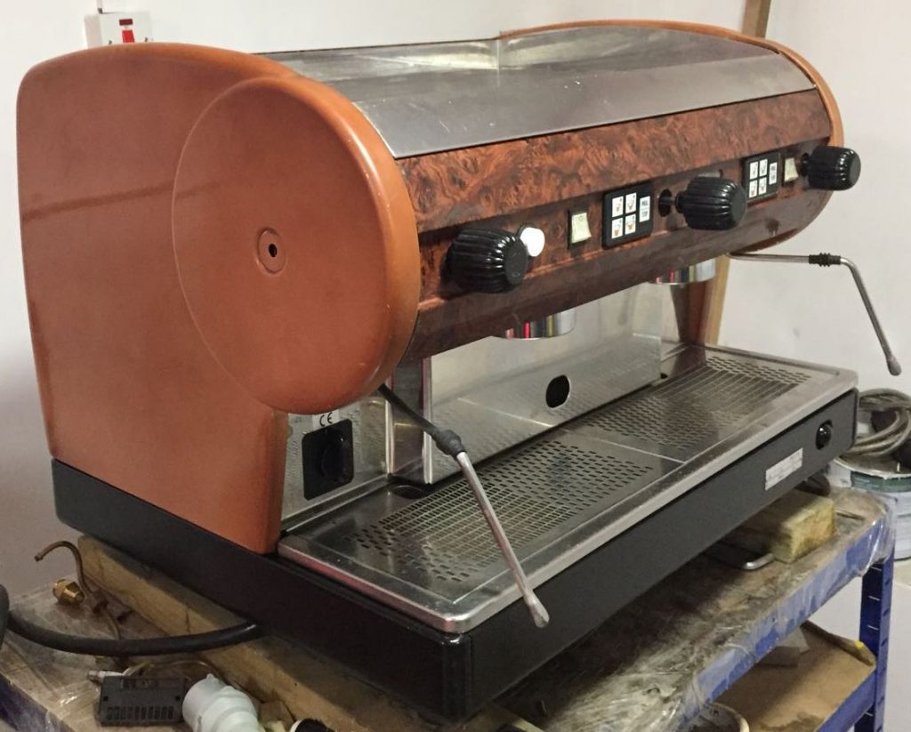 Commercial CMA Lisa 2Group Fully Auto Coffee Machine (Briarwood)